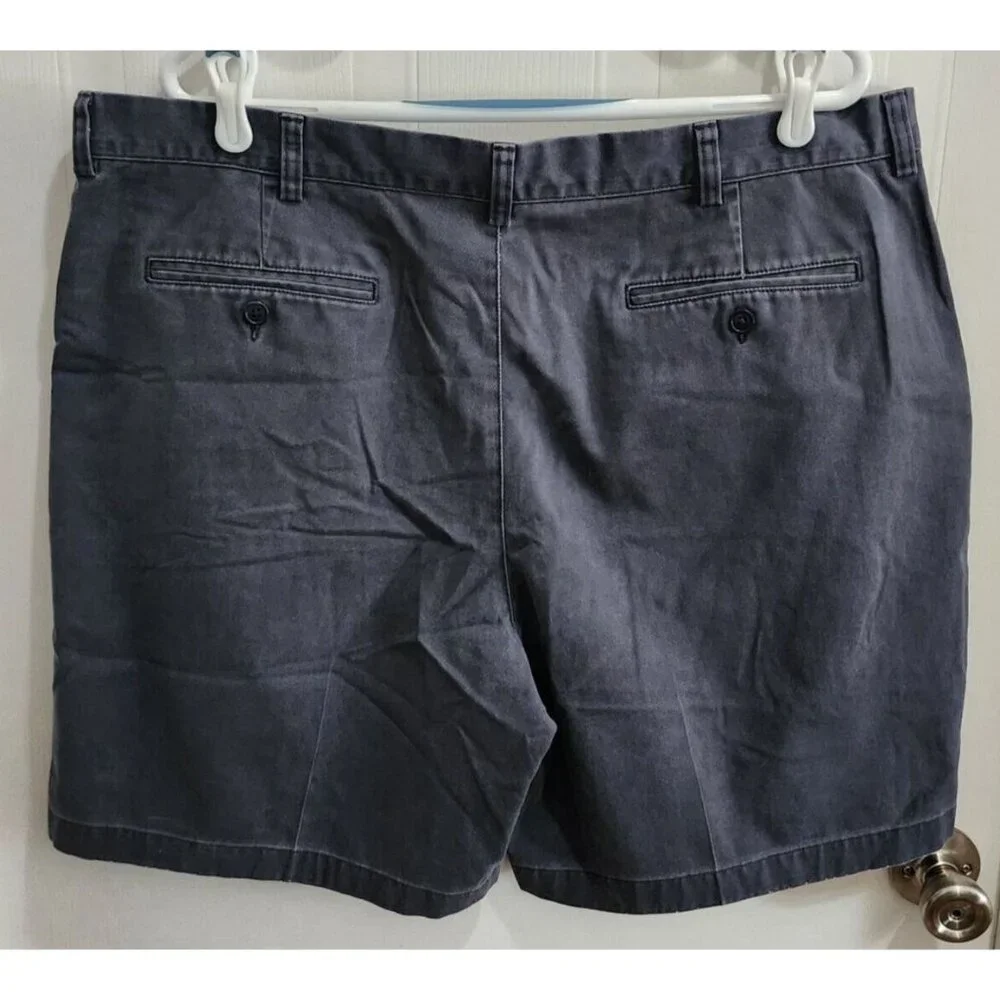 LL Bean Natural Fit Navy Blue Flat Front Chino Shorts Size 40 100% Cotton‎